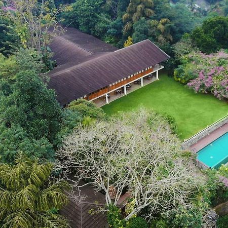 Kings Pavilion Luxury Hotel Kandy Kültér fotó