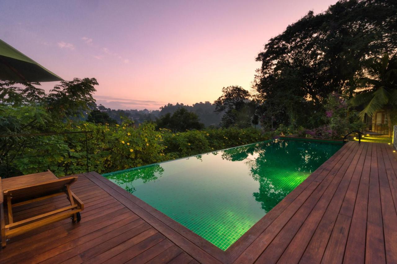 Kings Pavilion Luxury Hotel Kandy Kültér fotó