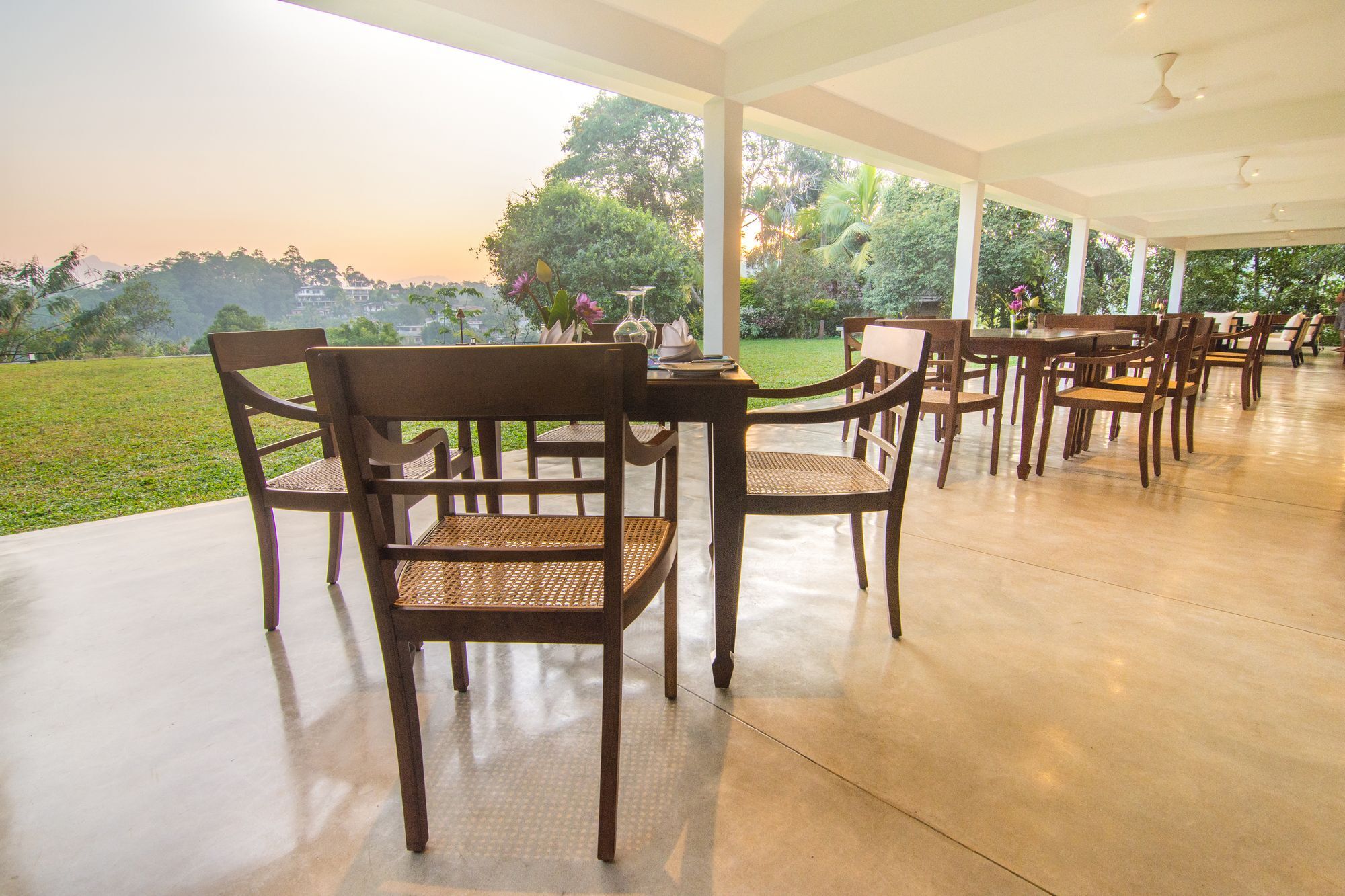 Kings Pavilion Luxury Hotel Kandy Kültér fotó